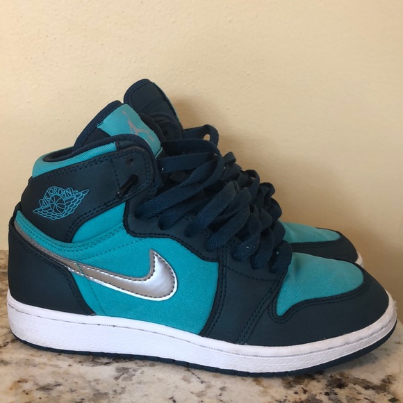 Nike Other - Jordan 1 retro high hyper jade